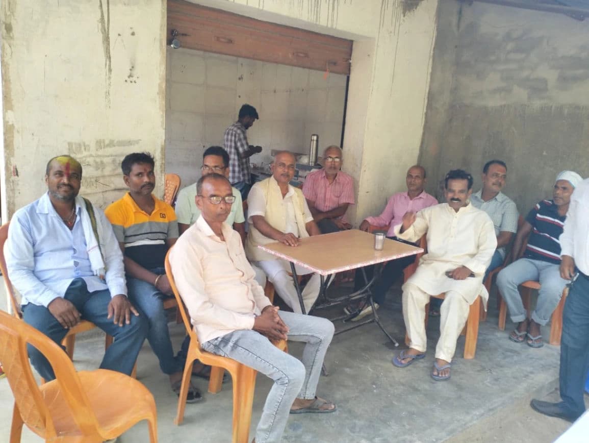 किसान पार्टी ऑफ इंडिया सीतामढ़ी की कार्यकर्ता बैठक को संबोधित करते हुए डॉ महेश कुमार राष्ट्रीय अध्यक्ष किसान पार्टी ऑफ इंडिया